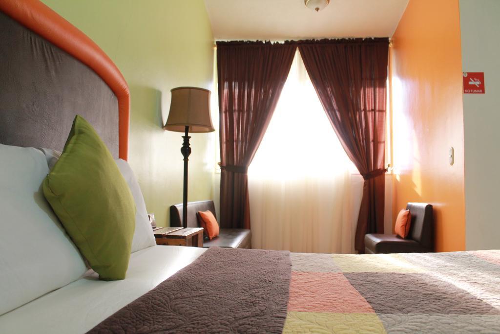 Hotel Casa Las Lomas Tegucigalpa Bagian luar foto
