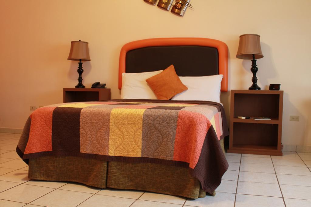 Hotel Casa Las Lomas Tegucigalpa Bagian luar foto