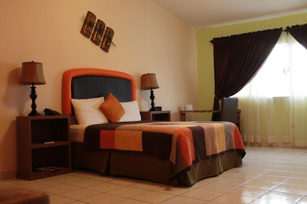 Hotel Casa Las Lomas Tegucigalpa Bagian luar foto