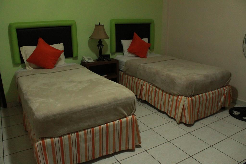 Hotel Casa Las Lomas Tegucigalpa Bagian luar foto