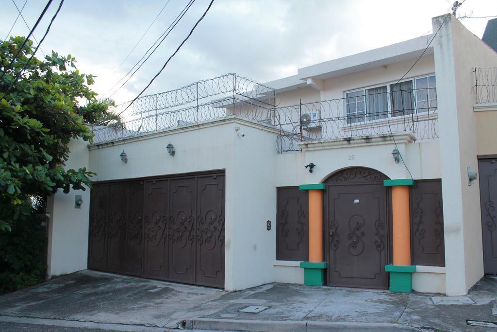 Hotel Casa Las Lomas Tegucigalpa Bagian luar foto