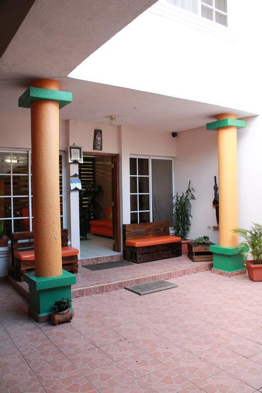 Hotel Casa Las Lomas Tegucigalpa Bagian luar foto